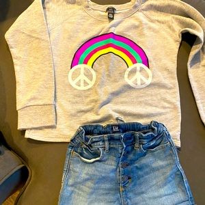 Selling two items. Top sweatshirt and jeans shorts from the gap.